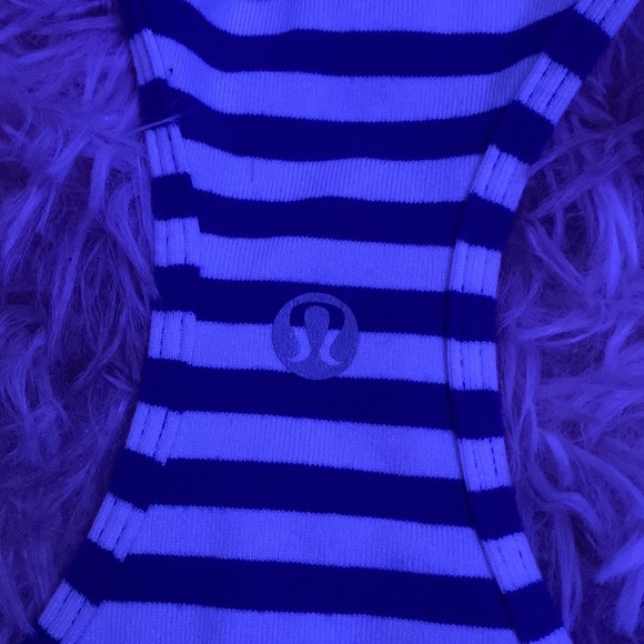 Lululemon racer back - Picture 3 of 3